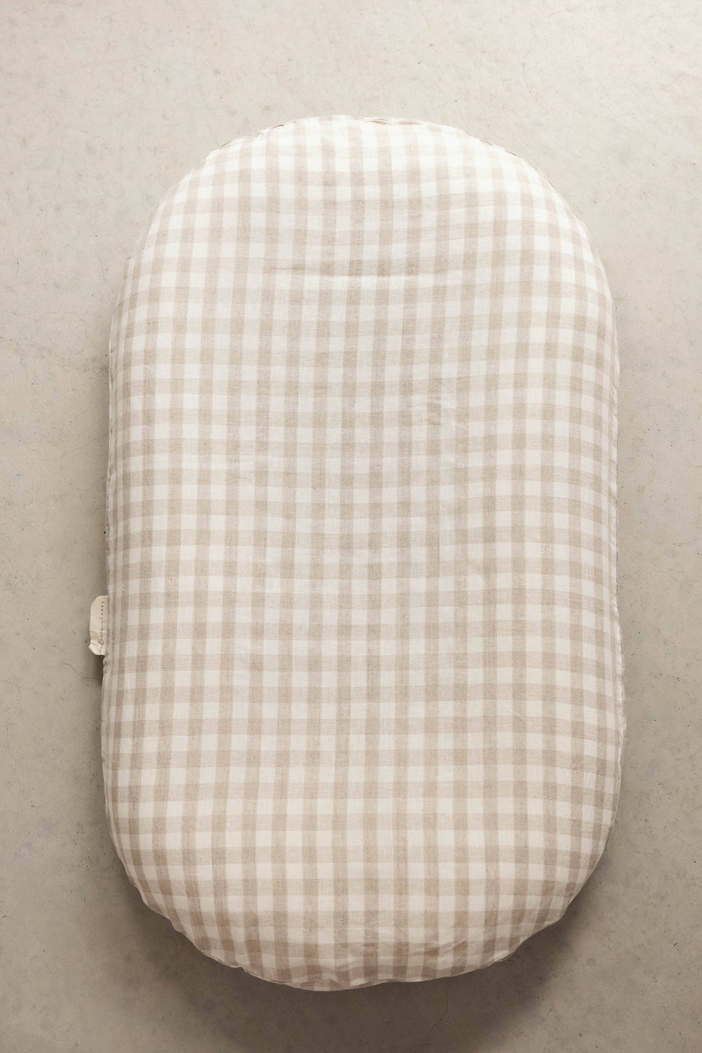 Baby Lounger Nest + Gingham Linen Cover