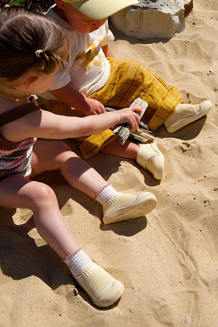 Velcro MOVE Toddler Shoe – Sunshine Yellow